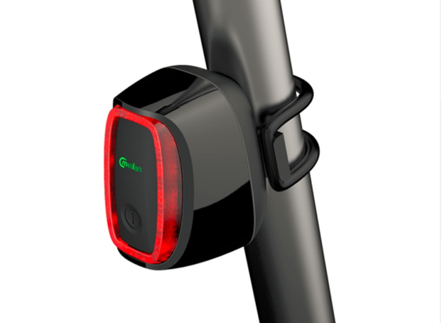 Carbon revo feu arriere X6 pour trottinette Carbon Revo